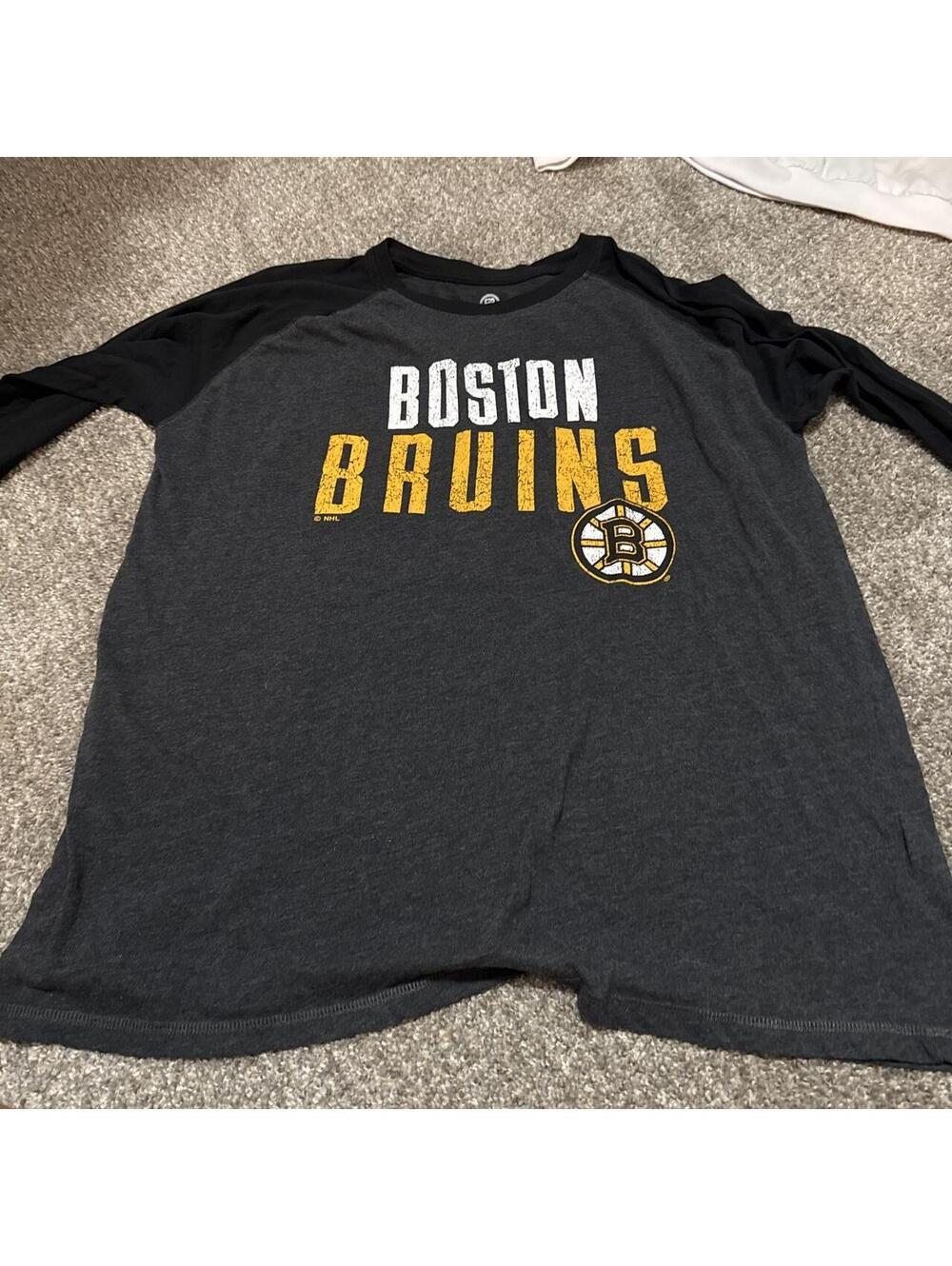 NHL Men's Grey and Black Shirt
